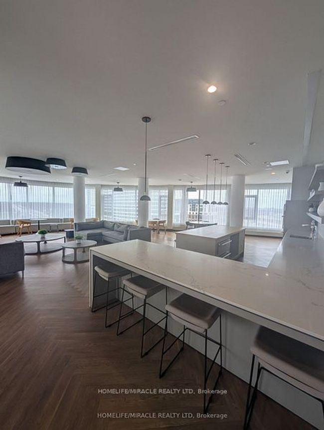1611 - 2520 Eglinton Ave W, Condo with 3 bedrooms, 2 bathrooms and 1 parking in Mississauga ON | Image 28