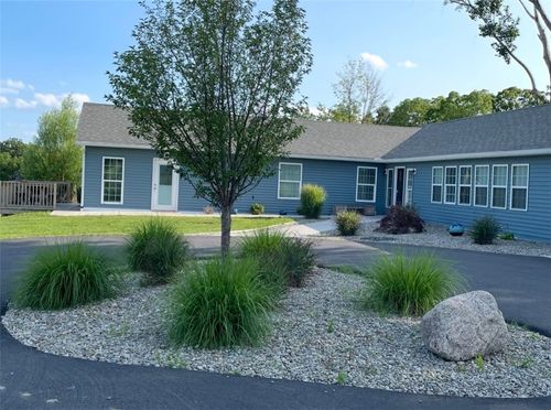 4765 Seneca Point Rd, Canandaigua, NY, 14424-8883 | Card Image