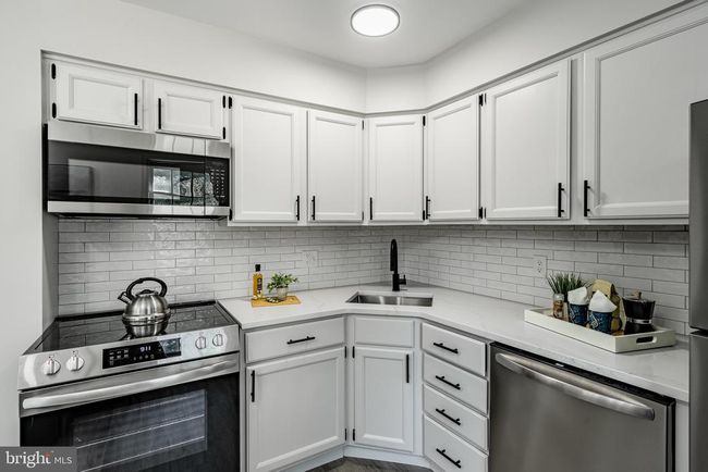 1203 Pointe Ct, Townhouse with 2 bedrooms, 2 bathrooms and null parking in CHESTER SPRINGS PA | Image 11