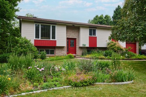 3329 Pearl St, Osgoode, ON, K0A2W0 | Card Image