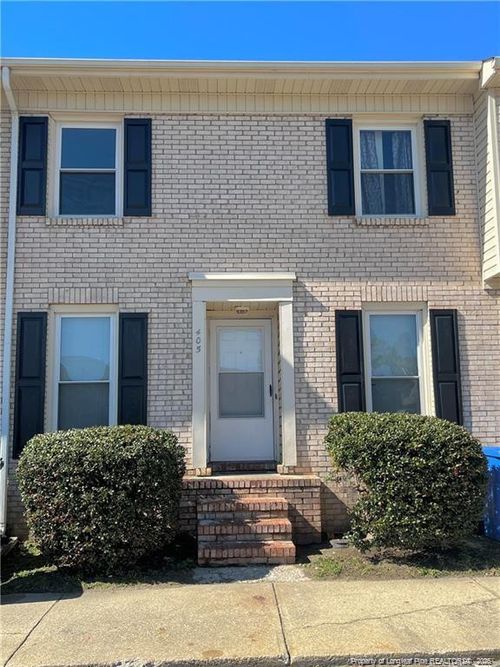 405 Kirkcaldy Ct, Fayetteville, NC, 28314-1638 | Card Image