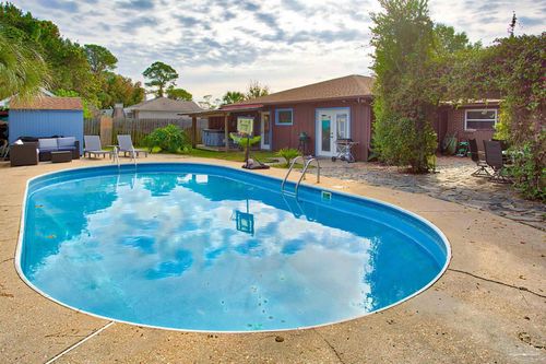 3262 West Ave, Gulf Breeze, FL, 32563-3244 | Card Image