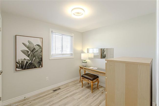 125 Woodlawn Ave, House other with 4 bedrooms, 2 bathrooms and 3 parking in Brantford ON | Image 36
