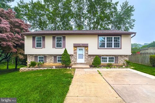 5 Wood Oak Ct, Nottingham, MD, 21236-4778 | Card Image
