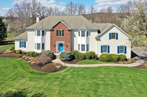 103 Stout Ln, Flemington, NJ, 08822-7214 | Card Image