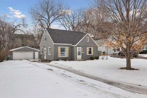 2820 Maryland Ave S, Saint Louis Park, MN, 55426-3206 | Card Image