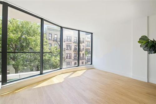 apt-2a-205 Freeman St, Brooklyn, NY, 11222-7514 | Card Image