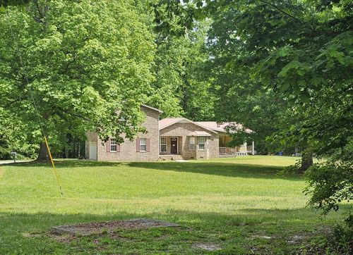 2411 Sherwood Rd, Sewanee, TN, 37375-2652 | Card Image