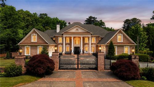 3684 Briarcliff Rd Ne, Atlanta, GA, 30345-3847 | Card Image