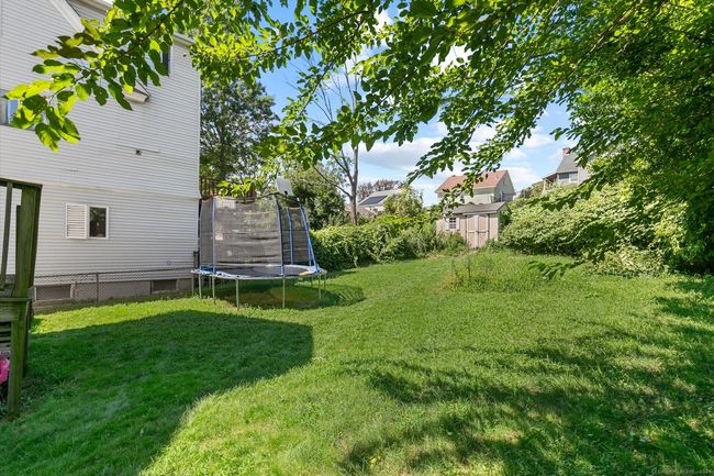 69 West St, Home with 5 bedrooms, 3 bathrooms and 2 parking in New London CT | Image 38