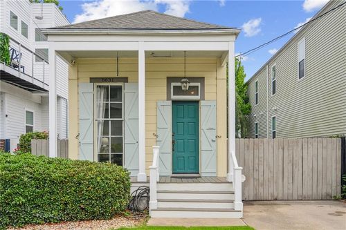 8631 Zimpel St, New Orleans, LA, 70118-1139 | Card Image