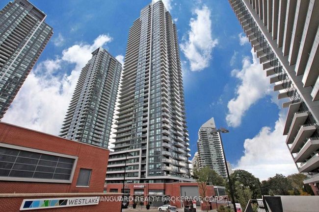 PH04 - 2220 Lake Shore Blvd W, Condo with 2 bedrooms, 2 bathrooms and 1 parking in Etobicoke ON | Image 1