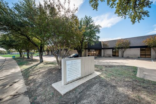 ste-101-400 E Centre Park Blvd, DeSoto, TX, 75115-8802 | Card Image