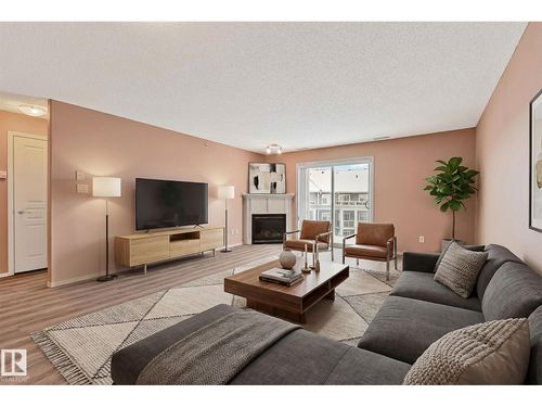 16035 132 St Nw, Edmonton, AB, T6V0B4 | Card Image