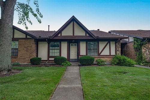 644 Pine Needles Dr, Washingtn Twp, OH, 45458-3384 | Card Image