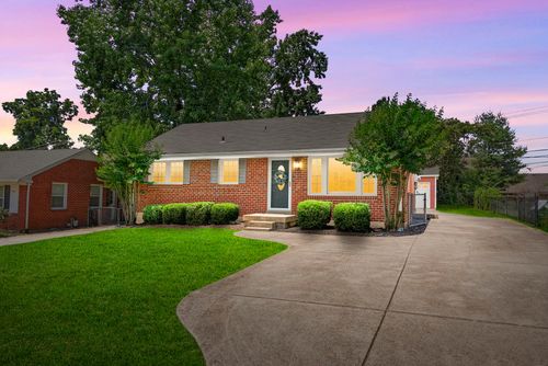224 Clearview Dr, Clarksville, TN, 37043-5008 | Card Image