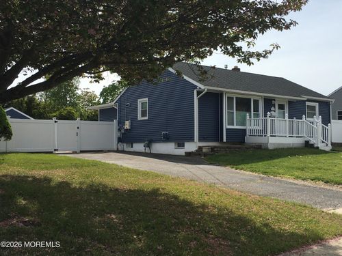 113 Marian St, Toms River, NJ, 08753-7750 | Card Image
