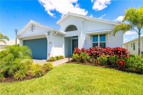 9241 Cayman Dr, NAPLES, FL, 34101 | Card Image