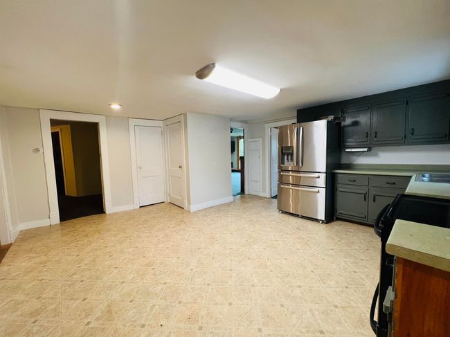 64 York Street, House other with 3 bedrooms, 2 bathrooms and null parking in Lyndon VT | Image 4