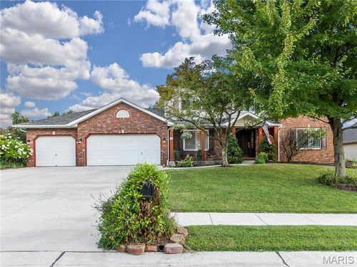 6008 Keebler Oaks Dr, Maryville, IL, 62062-6454 | Card Image