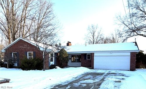 1417 Sunny Dr, Girard, OH, 44420-1451 | Card Image