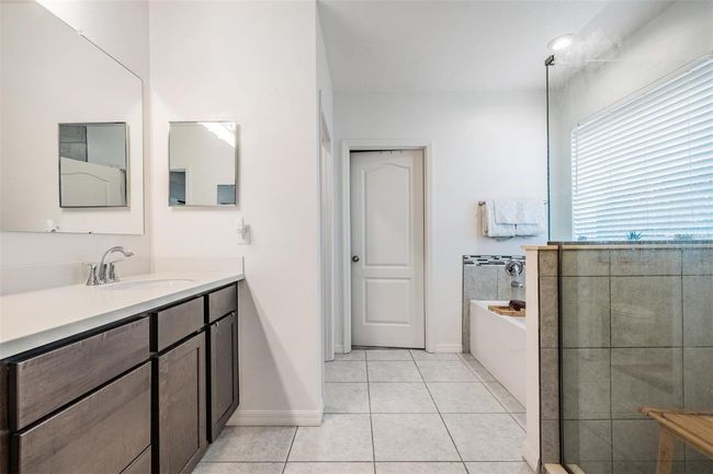 Primary Bath | Image 15