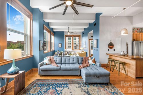 201-59 College St, Asheville, NC, 28801-2819 | Card Image