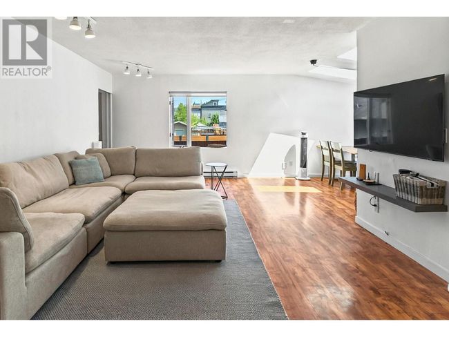 756 Cawston Ave, House other with 2 bedrooms, 1 bathrooms and 4 parking in Kelowna BC | Image 13