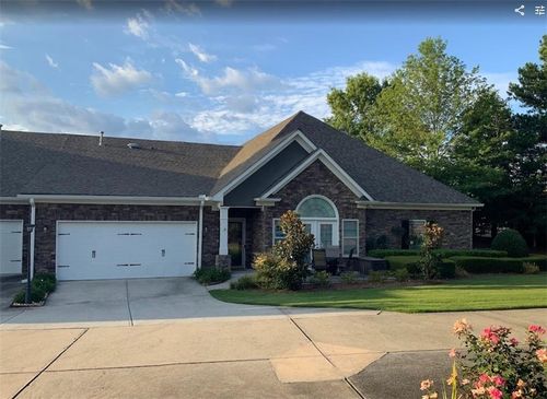 3311 Lindenridge Dr, Buford, GA, 30519-7238 | Card Image