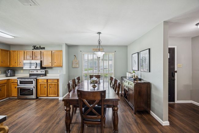 Dining area next to the kitchen | Image 8
