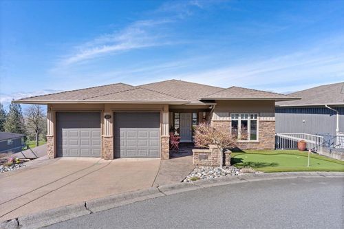 125-51075 Falls Crt, Chilliwack, BC, V4Z1K7 | Card Image