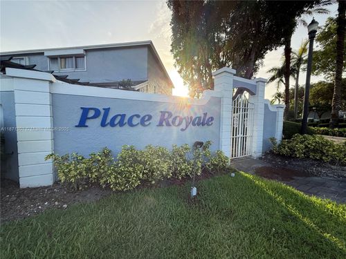14251-14251 Sw 96th Ter, Miami, FL, 33186-7895 | Card Image