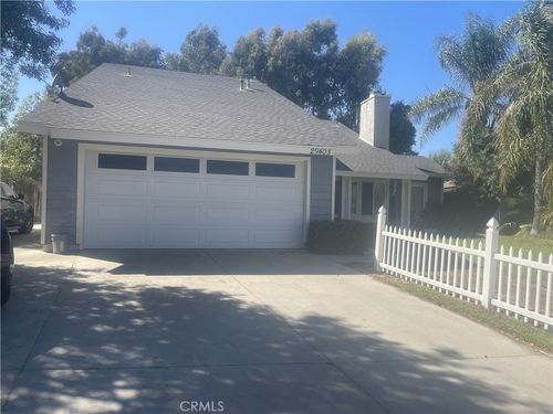 29403 Fenway Ct, Castaic, CA, 91384-3512 | Card Image