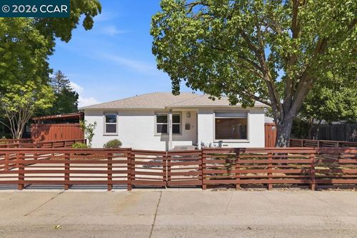 3561 Sophia Way, Sacramento, CA, 95820-1849 | Card Image