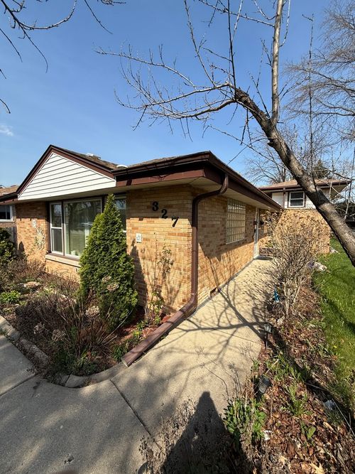 327 Iroquois Rd, Hillside, IL, 60162-1633 | Card Image