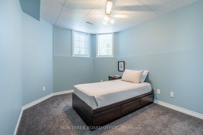 38 Pentland Rd, House other with 3 bedrooms, 3 bathrooms and 2 parking in Waterdown ON | Image 25