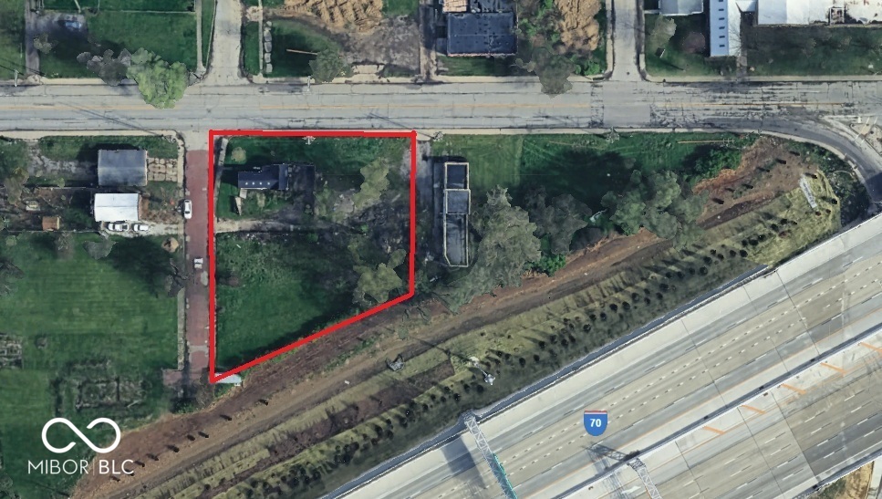 Land in Indianapolis 3
