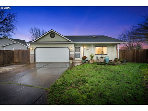 2503 Mangan St, Eugene, OR, 97402-9756 | Card Image