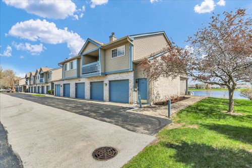 unit-209-2402 Windward Blvd, Champaign, IL, 61821-6979 | Card Image