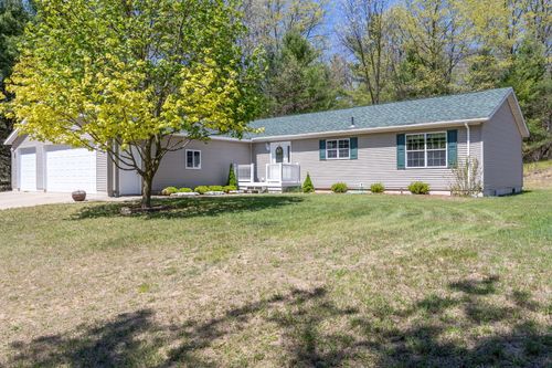 12712 120th Ave, Rodney, MI, 49342-9773 | Card Image