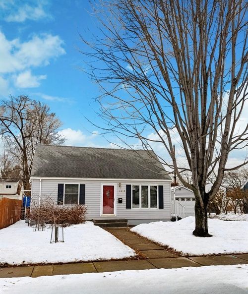 4438 Yates Ave N, Crystal, MN, 55422-1054 | Card Image