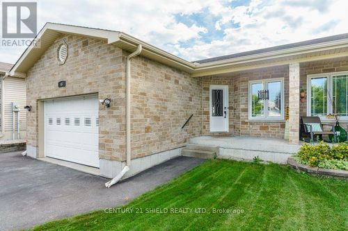 46 Sunset Blvd, Cornwall, ON, K6H7M3 | Card Image