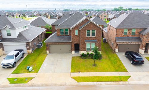 9820 Elk Falls Ln, Aubrey, TX, 76227-5887 | Card Image