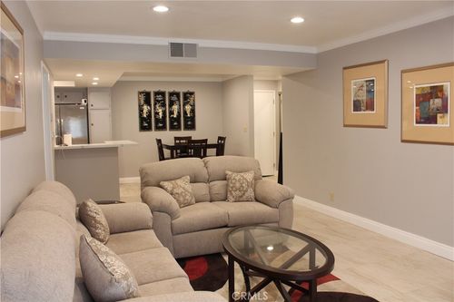 156-278 N Wilshire Ave, Anaheim, CA, 92801-5861 | Card Image