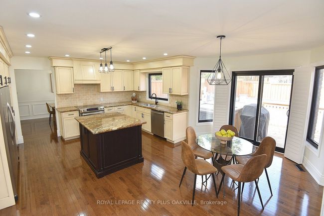81 Jerome Park Dr, House other with 5 bedrooms, 4 bathrooms and 4 parking in Dundas ON | Image 19