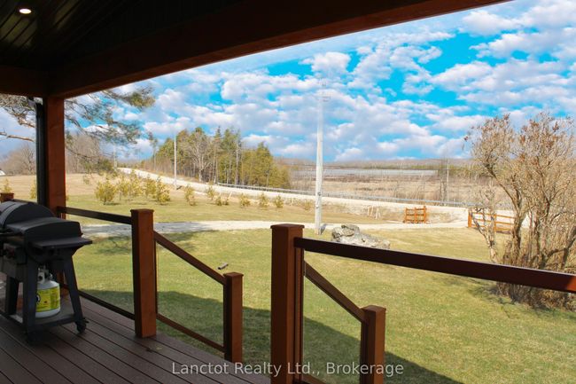 402558 Grey Road 17, House other with 2 bedrooms, 2 bathrooms and 10 parking in Georgian Bluffs ON | Image 21