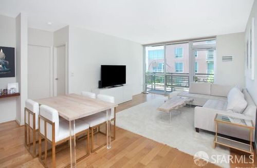 325 Berry St, San Francisco, CA, 94158-1553 | Card Image