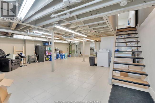 4667 Wyandotte St E, Home with 0 bedrooms, 0 bathrooms and null parking in Windsor ON | Image 27