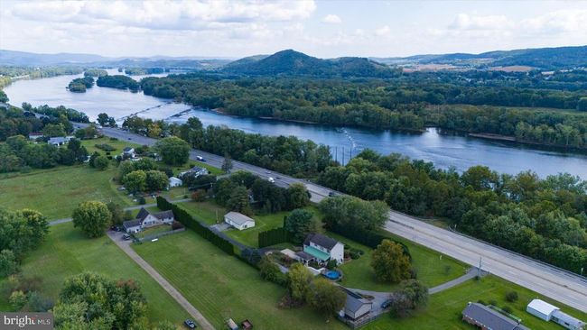 8812 S Susquehanna Trl, House other with 4 bedrooms, 3 bathrooms and null parking in Port Trevorton PA | Image 71