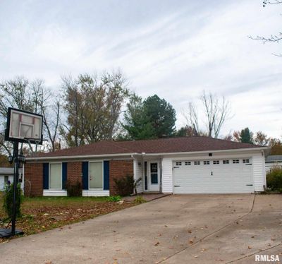 3204 W Hawthorne Court, House other with 4 bedrooms, 2 bathrooms and null parking in Marion IL | Image 1